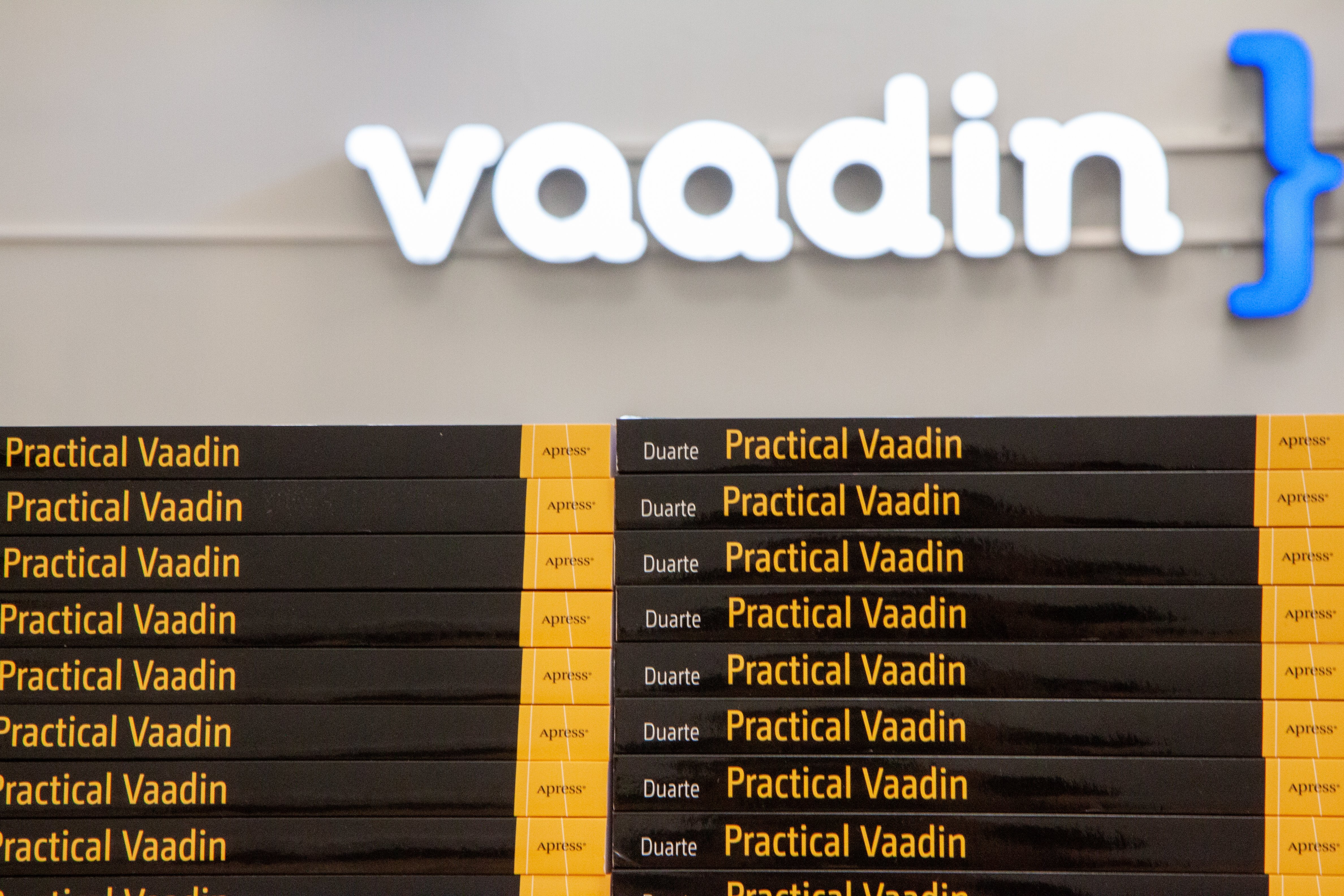 Pile of Practical Vaadin books